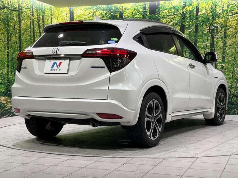 2020 Honda Vezel 6AA-RU3 (UW-6aa37348a28af)[12]
