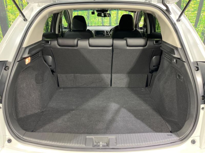 2020 Honda Vezel 6AA-RU3 (UW-6aa37348a28af)[23]