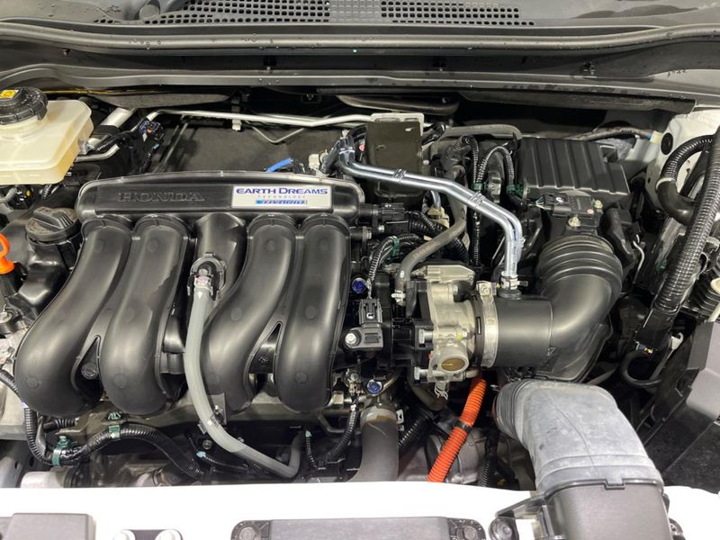 2020 Honda Vezel 6AA-RU3 (UW-6aa37348a28af)[4]