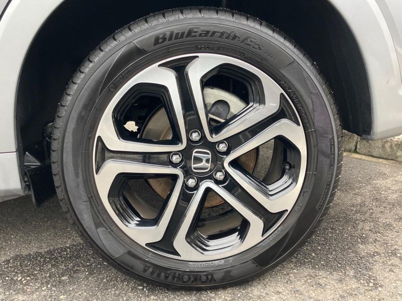 2016 Honda Vezel DAA-RU4 (UW-6aa373491cca0)[10]