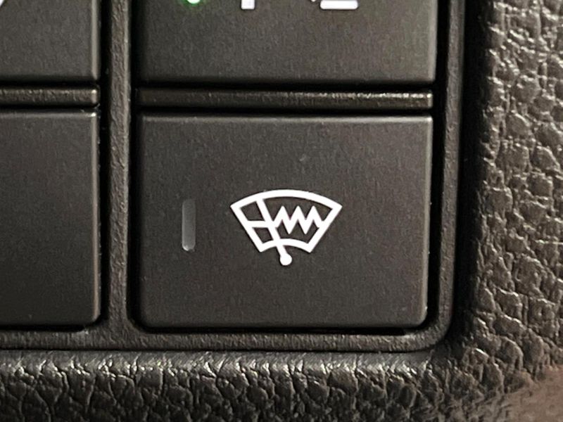 2021 Honda Vezel 6AA-RV5 (UW-6aa3734ccb68d)[25]