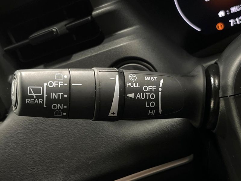2021 Honda Vezel 6AA-RV5 (UW-6aa3734ccb68d)[17]