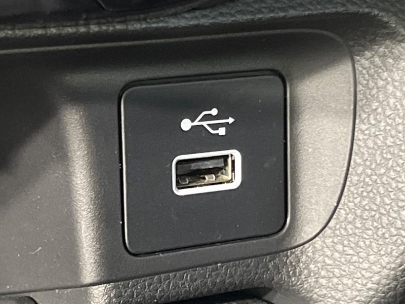 2022 Honda Vezel 6AA-RV5 (UW-6aa3734feb758)[25]