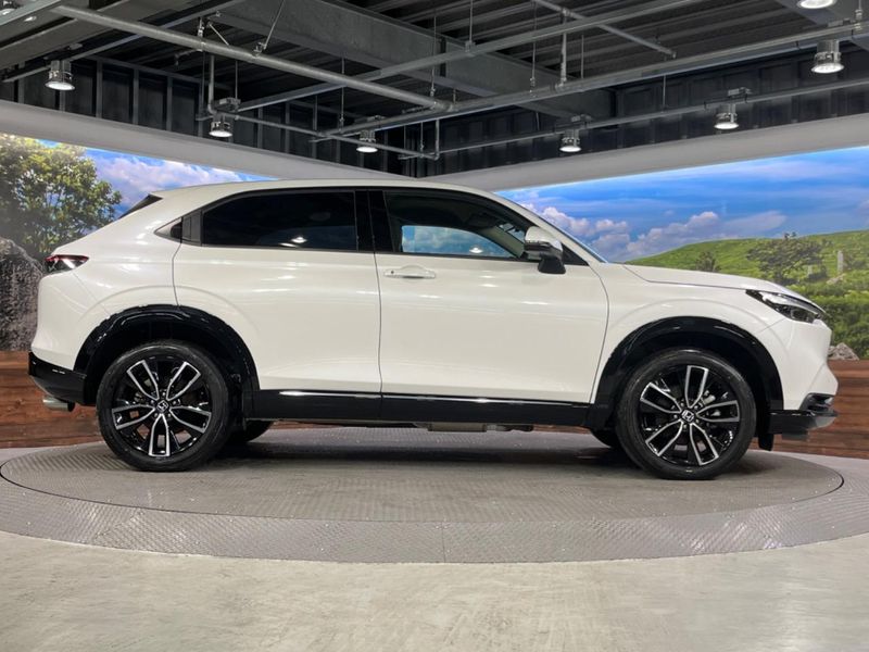 2022 Honda Vezel 6AA-RV5 (UW-6aa3734feb758)[18]