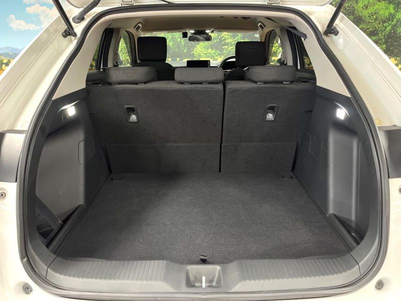 2023 Honda Vezel 6AA-RV5 (UW-6aa37352e9991)[11]