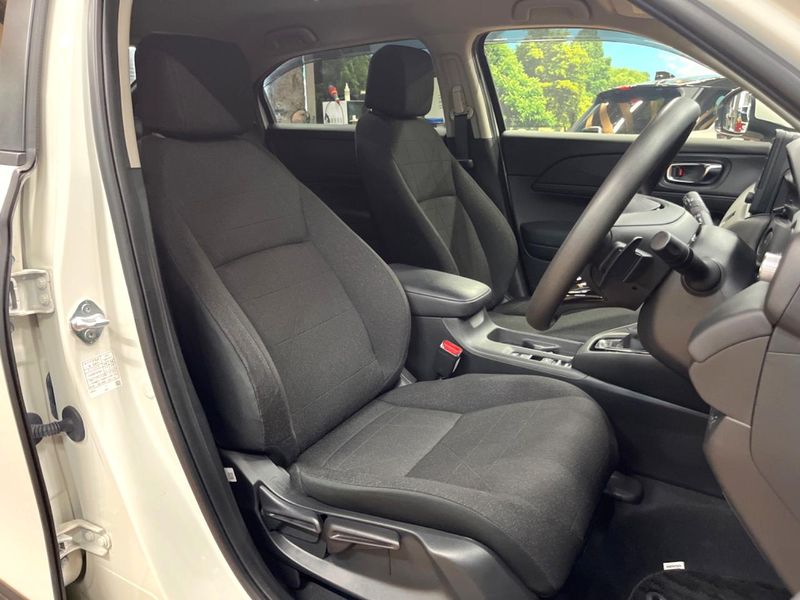 2023 Honda Vezel 6AA-RV5 (UW-6aa37352e9991)[16]