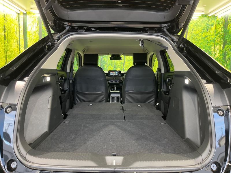 2023 Honda Vezel 6AA-RV5 (UW-6aa373549c9d1)[23]