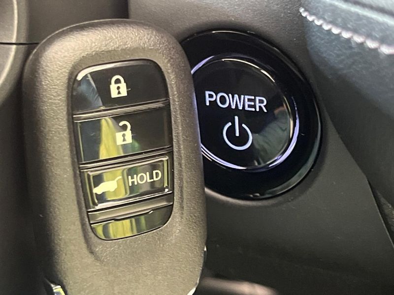 2024 Honda ZR-V 6AA-RZ4 (UW-6aa37361c85bf)[8]