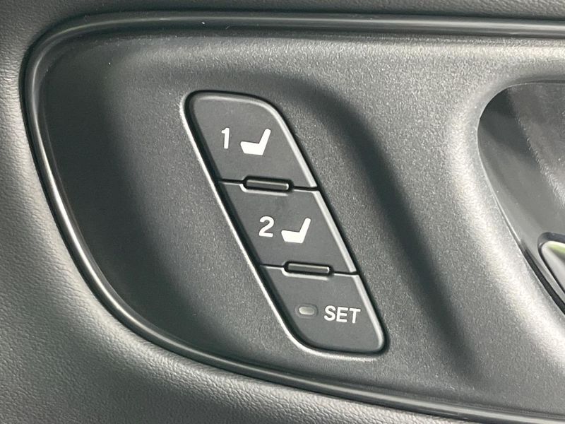 2024 Honda ZR-V 6AA-RZ6 (UW-6aa37365b2c6d)[24]