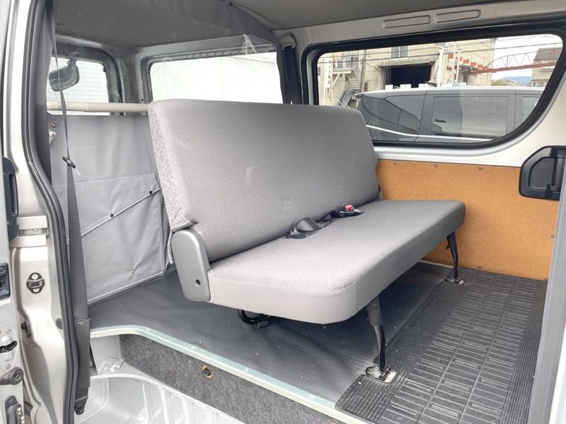 2019 Toyota Hiace Van CBF-TRH200V (UW-6aa37390033ae)[29]