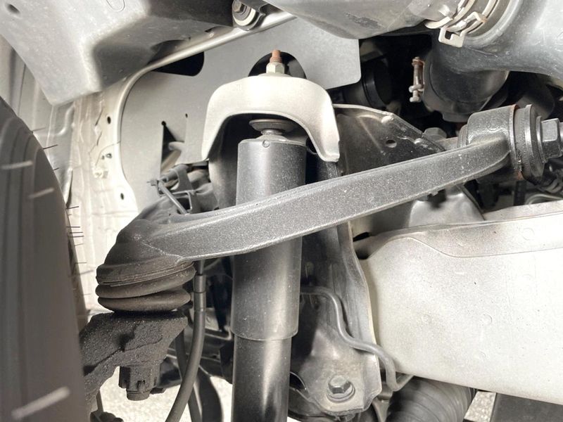 2019 Toyota Hiace Van CBF-TRH200V (UW-6aa37390033ae)[5]