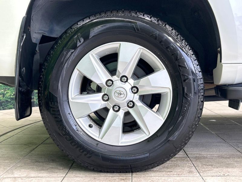 2019 Toyota Land Cruiser Prado CBA-TRJ150W (UW-6aa373939041b)[16]
