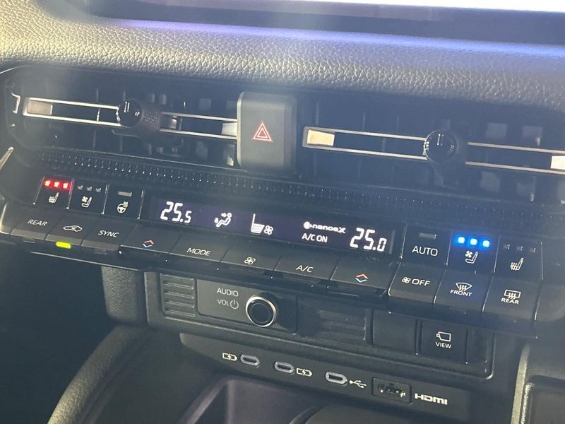 2025 Toyota Land Cruiser 250 3BA-TRJ250W (UW-6aa373a2c95ee)[17]