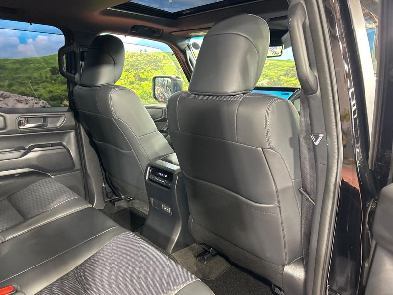 2025 Toyota Land Cruiser 250 3BA-TRJ250W (UW-6aa373a2c95ee)[26]
