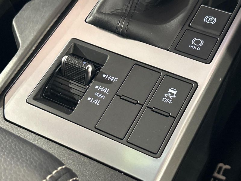 2026 Toyota Land Cruiser 250 3BA-TRJ250W (UW-6aa373a5c77ef)[17]