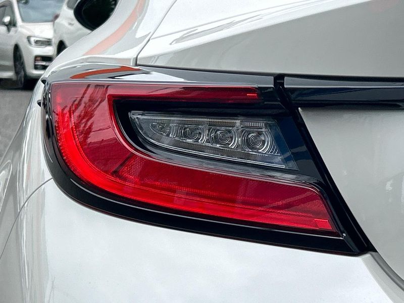 2021 Subaru BRZ 3BA-ZD8 (UW-6aa373f2b177f)[18]