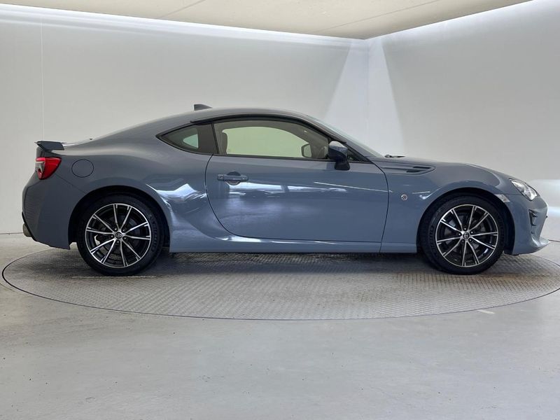 2018 Toyota 86 DBA-ZN6 (UW-6aa373f79bba7)[14]