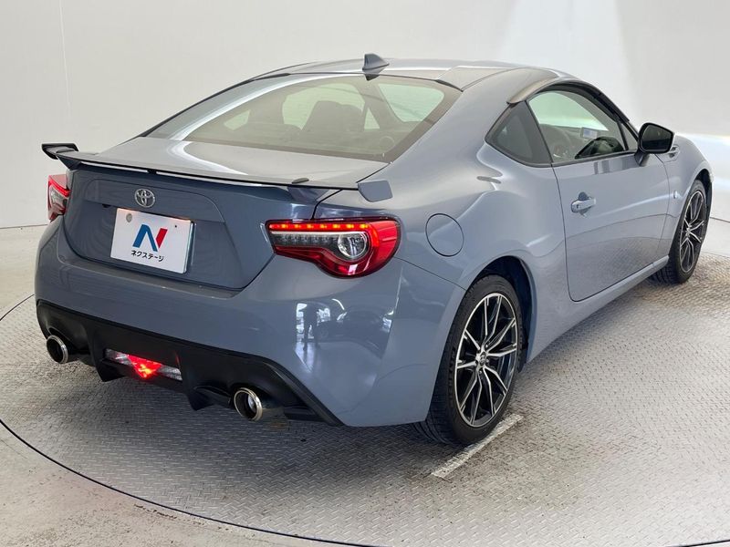 2018 Toyota 86 DBA-ZN6 (UW-6aa373f79bba7)[15]