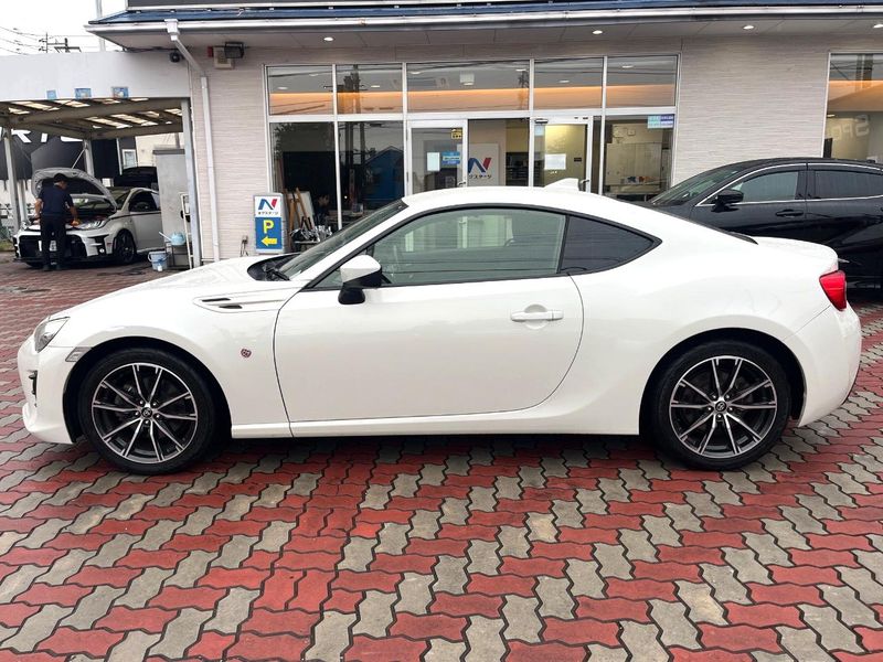 2018 Toyota 86 DBA-ZN6 (UW-6aa373f7d799c)[10]