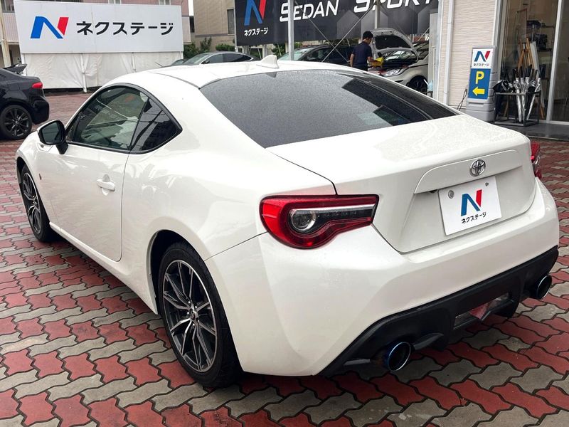 2018 Toyota 86 DBA-ZN6 (UW-6aa373f7d799c)[9]