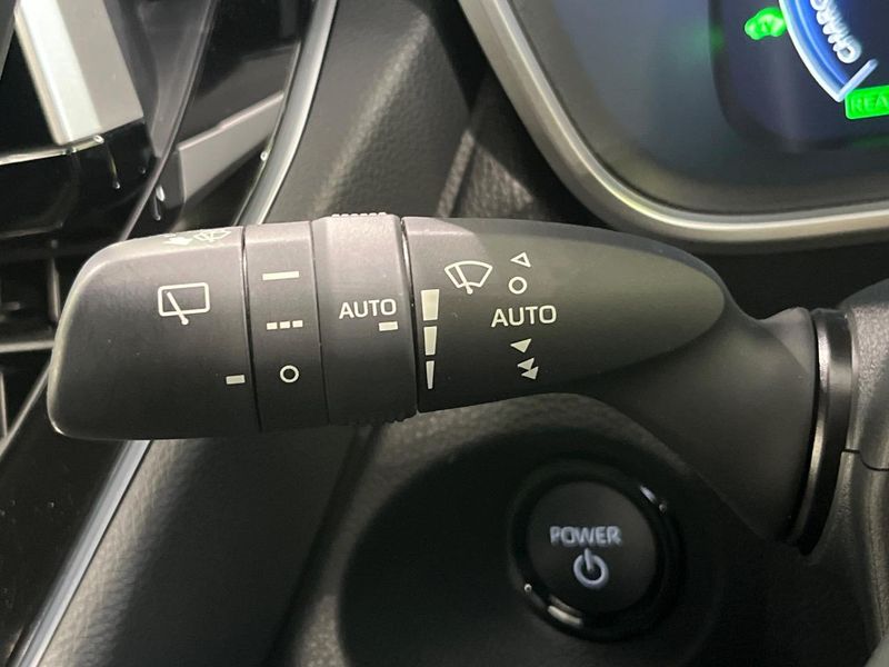 2023 Toyota Corolla Cross 6AA-ZVG13 (UW-6aa374197b220)[16]