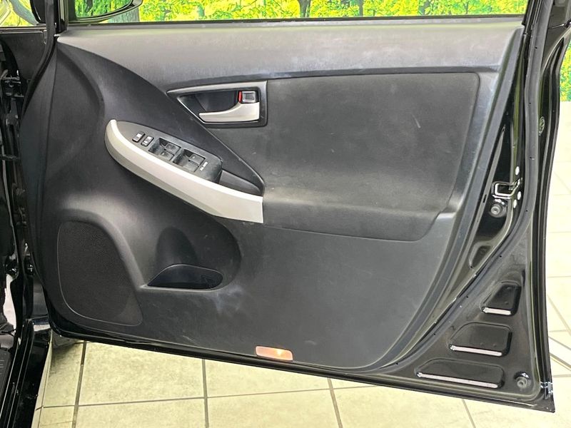 2015 Toyota Prius DAA-ZVW30 (UW-6aa37422ca599)[23]