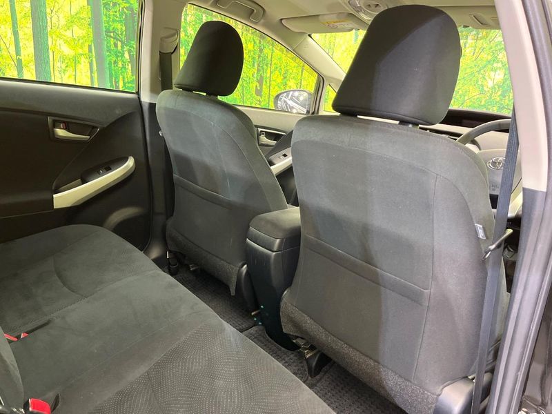 2015 Toyota Prius DAA-ZVW30 (UW-6aa37422ca599)[19]