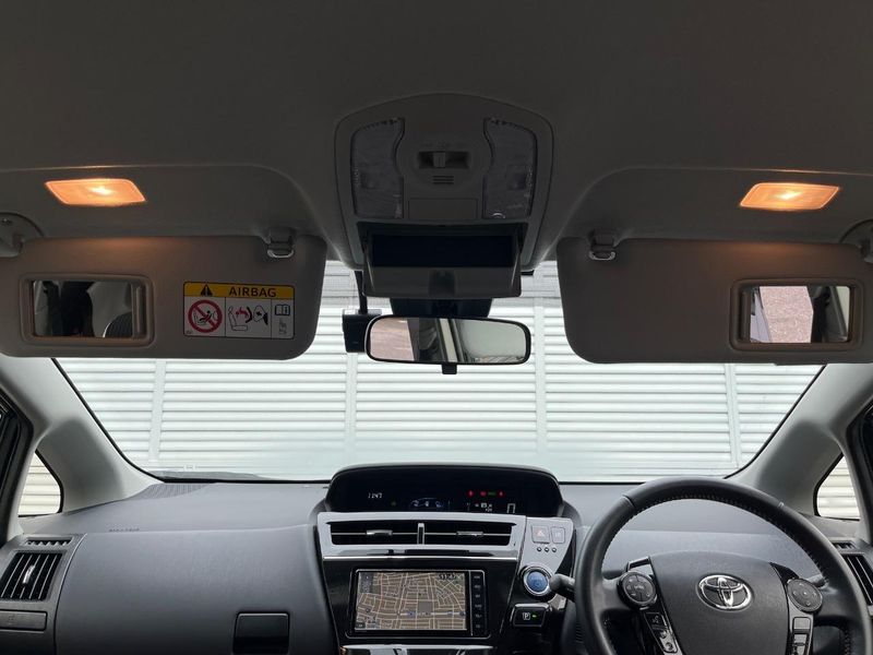 2019 Toyota Prius α DAA-ZVW41W (UW-6aa37429027a9)[29]