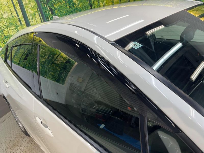 2018 Toyota Prius DAA-ZVW50 (UW-6aa3742eb62ea)[28]