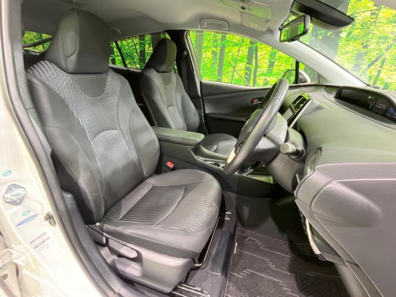 2017 Toyota Prius DAA-ZVW50 (UW-6aa37430d16dc)[13]