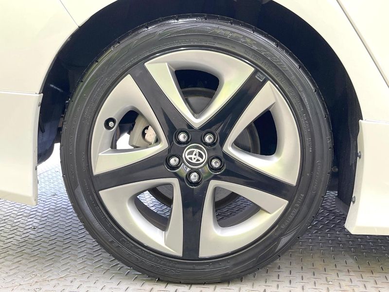 2019 Toyota Prius DAA-ZVW51 (UW-6aa374347093b)[24]