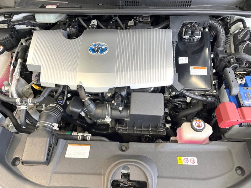 2019 Toyota Prius DAA-ZVW51 (UW-6aa374347093b)[8]