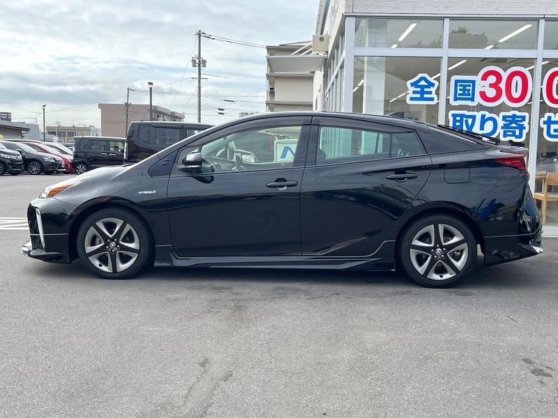 2020 Toyota Prius DAA-ZVW51 (UW-6aa374364e7d0)[5]