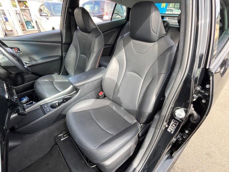 2020 Toyota Prius DAA-ZVW51 (UW-6aa374364e7d0)[26]