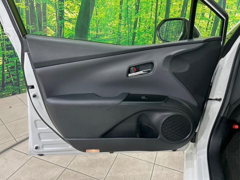 2021 Toyota Prius 6AA-ZVW51 (UW-6aa3743838dc9)[26]