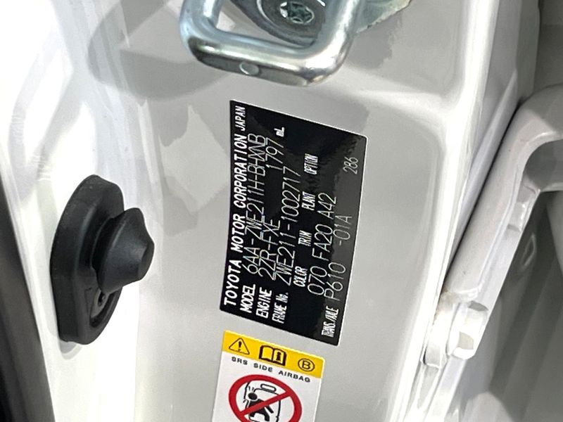 2018 Toyota Corolla Sport 6AA-ZWE211H (UW-6aa374402d944)[1]