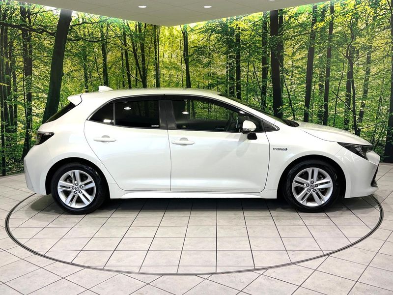 2018 Toyota Corolla Sport 6AA-ZWE211H (UW-6aa374402d944)[23]