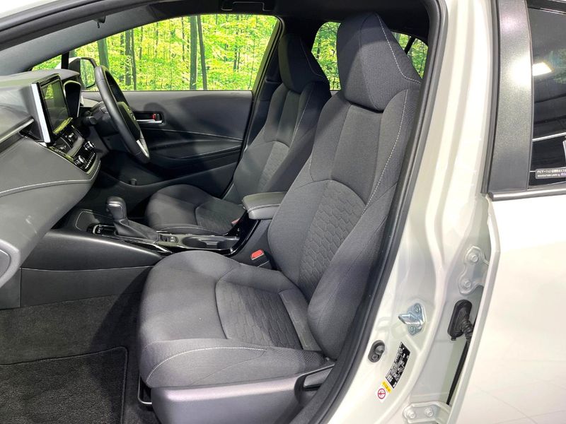 2018 Toyota Corolla Sport 6AA-ZWE211H (UW-6aa374402d944)[17]