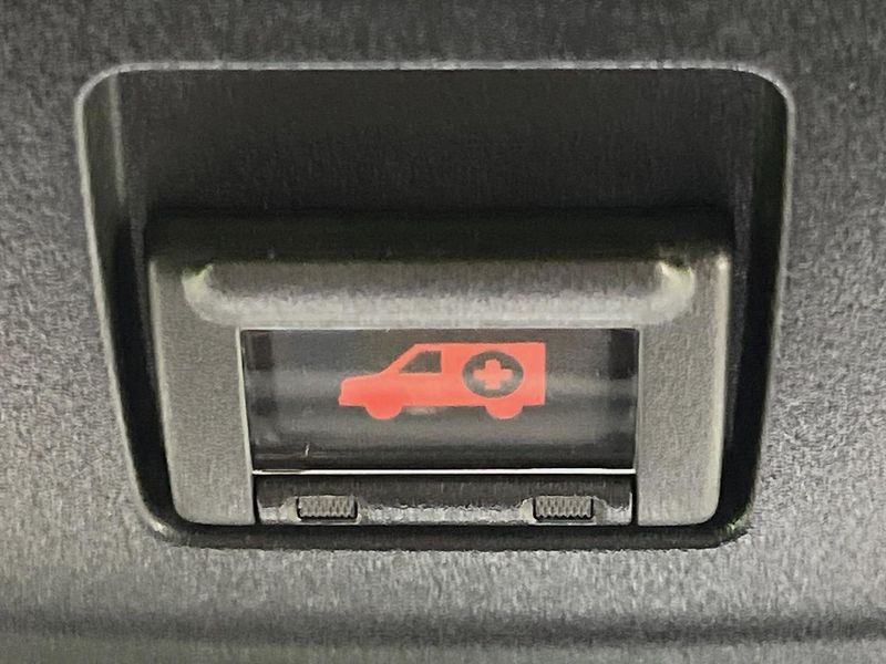 2019 Toyota Corolla Sport 6AA-ZWE211H (UW-6aa37440ca626)[16]