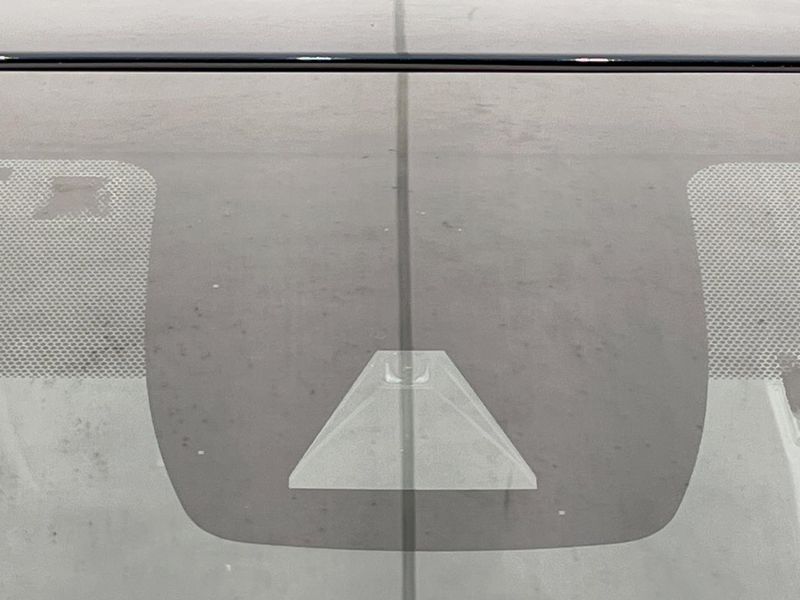 2019 Toyota Corolla Sport 6AA-ZWE211H (UW-6aa37440ca626)[4]