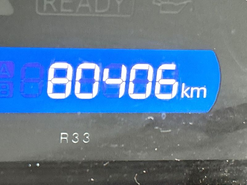 2015 Toyota Noah DAA-ZWR80G (UW-6aa37448da57d)[2]