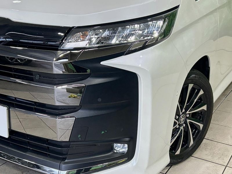 2024 Toyota Noah 6AA-ZWR90W (UW-6aa3745a0f202)[5]