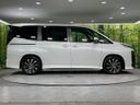2025 Toyota Voxy 6AA-ZWR90W (UW-6aa3745d7725e)[15]