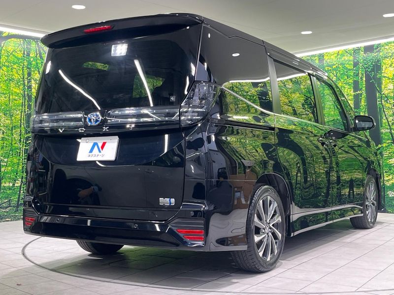 2024 Toyota Voxy 6AA-ZWR90W (UW-6aa3745fd2230)[7]