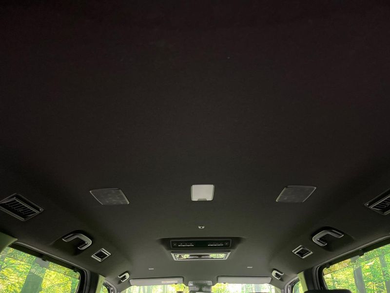 2024 Toyota Voxy 6AA-ZWR90W (UW-6aa3745fd2230)[17]