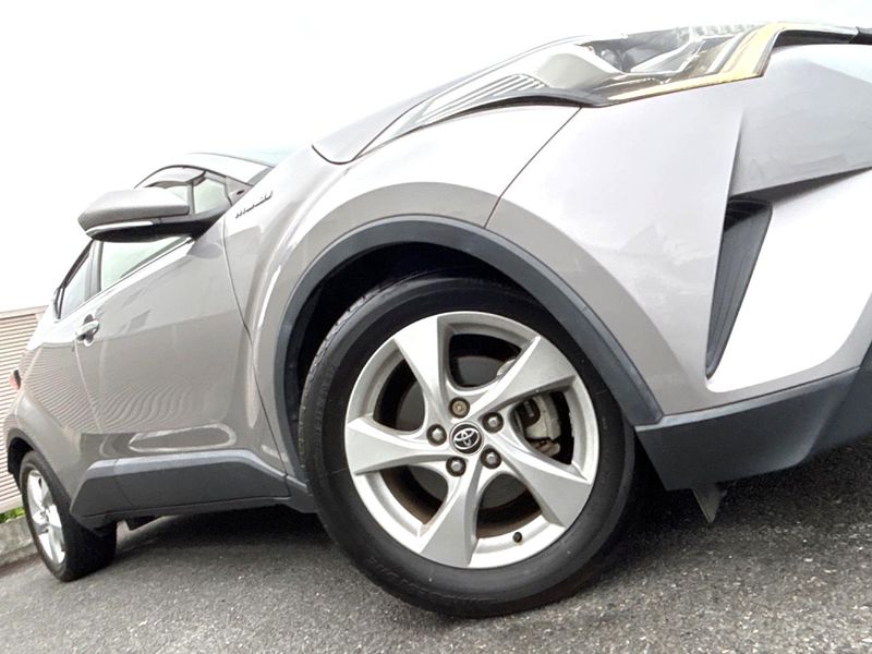 2018 Toyota C-HR DAA-ZYX10 (UW-6aa3746558a74)[14]
