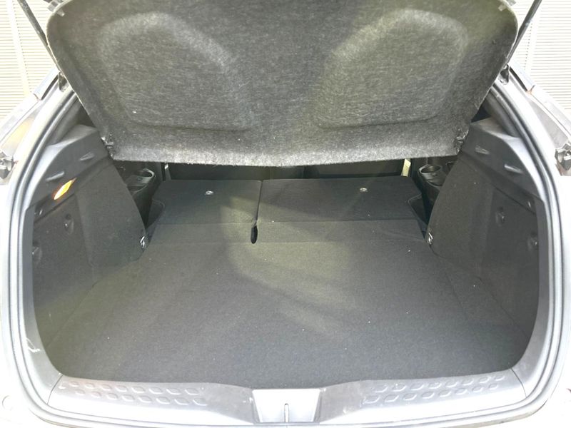 2018 Toyota C-HR DAA-ZYX10 (UW-6aa3746558a74)[26]