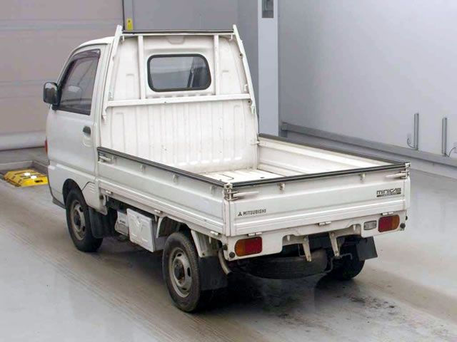 1995 Mitsubishi Minicab Truck V-U42T (UW-mtwftsq55q8h)[1]