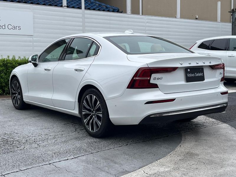 2024 Volvo S60 5AA-ZB420TM2 (UW-6aa4c0fd96467)[11]
