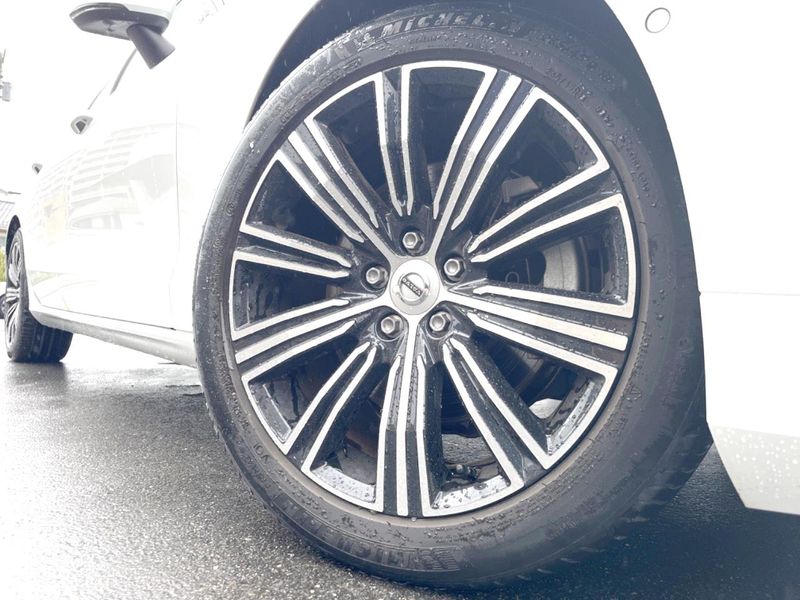 2022 Volvo S60 5AA-ZB420TM (UW-6aa4c0fe32bc6)[14]
